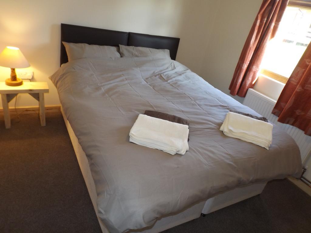 Avonvale Holiday Lodges Evesham Oda fotoğraf