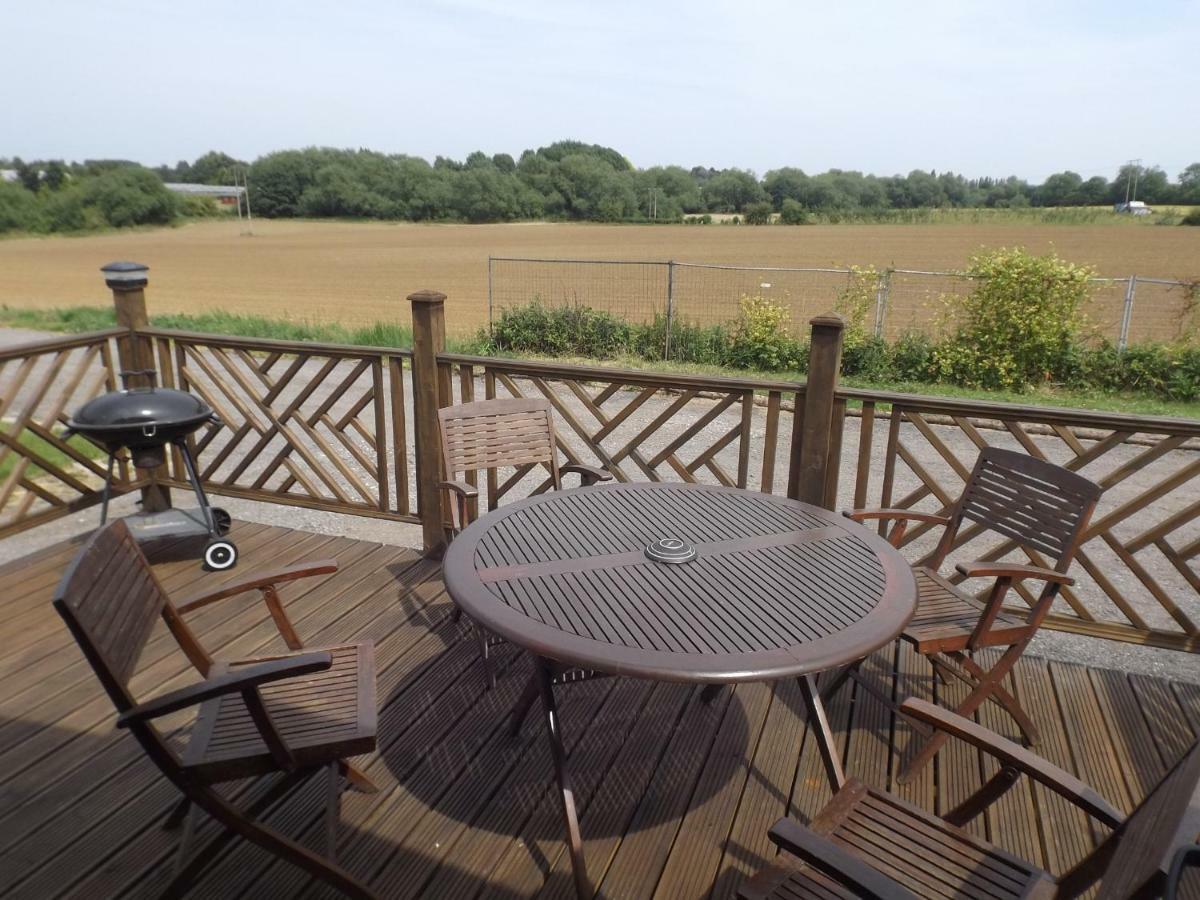 Avonvale Holiday Lodges Evesham Dış mekan fotoğraf